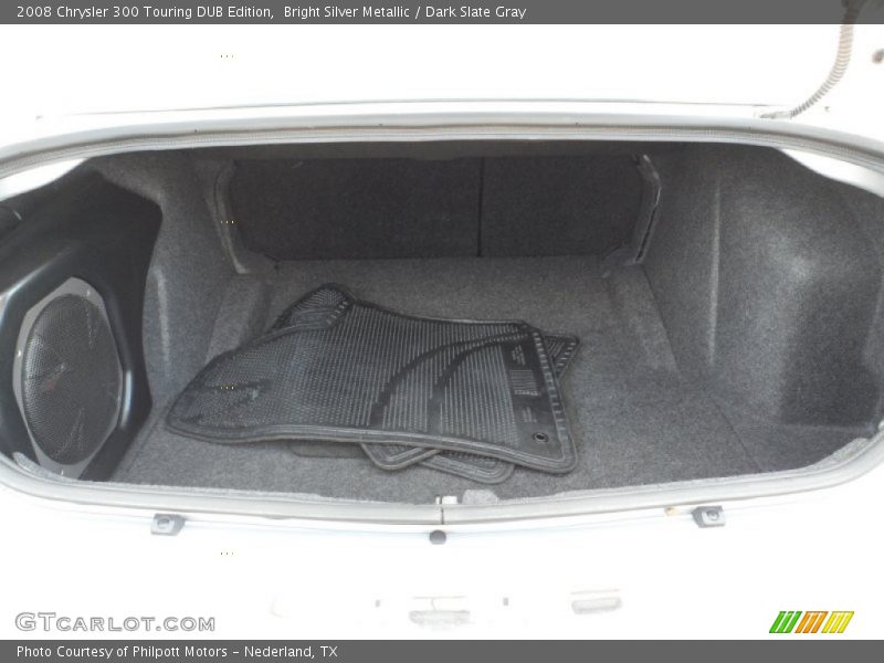  2008 300 Touring DUB Edition Trunk