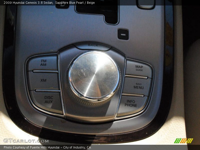 Controls of 2009 Genesis 3.8 Sedan