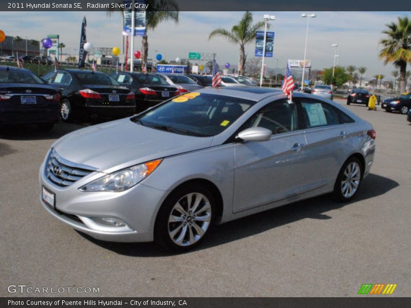 Radiant Silver / Gray 2011 Hyundai Sonata SE