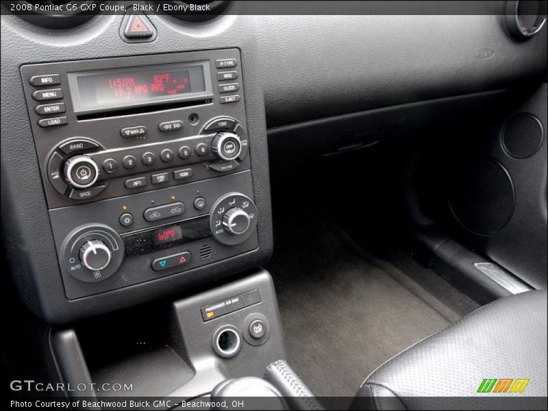 Controls of 2008 G6 GXP Coupe