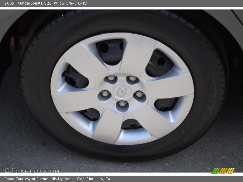 Willow Gray / Gray 2009 Hyundai Sonata GLS