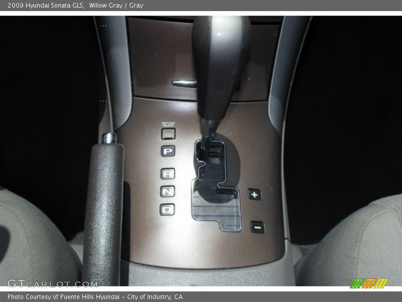 Willow Gray / Gray 2009 Hyundai Sonata GLS