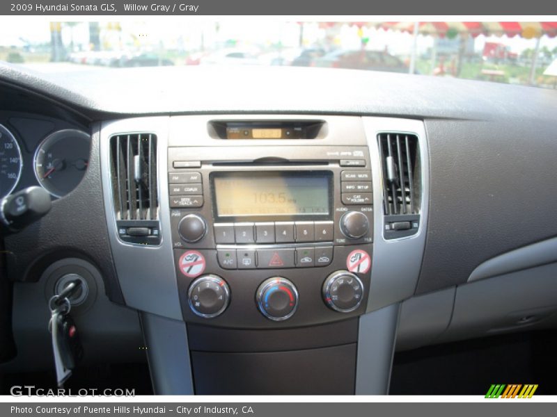 Willow Gray / Gray 2009 Hyundai Sonata GLS