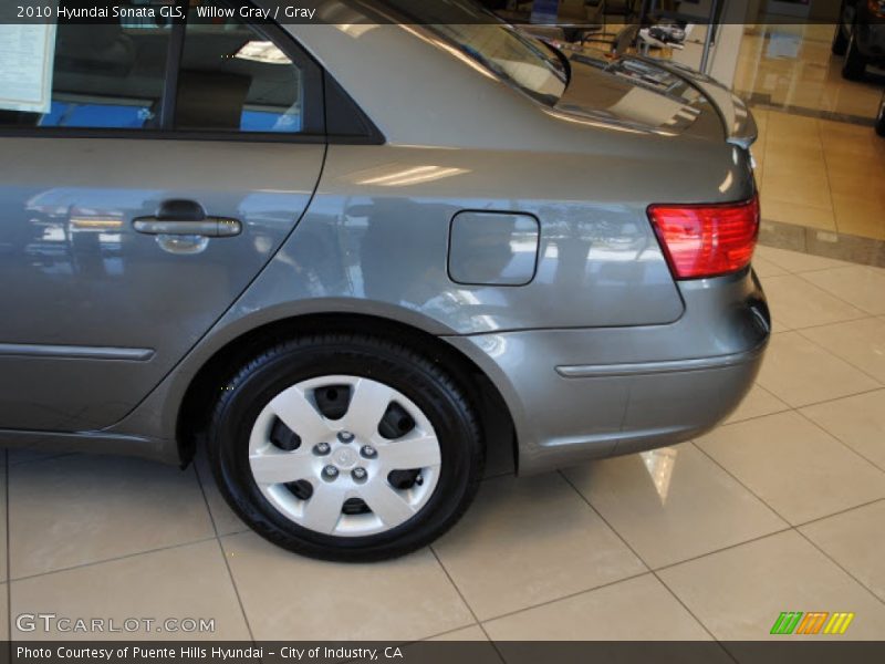 Willow Gray / Gray 2010 Hyundai Sonata GLS