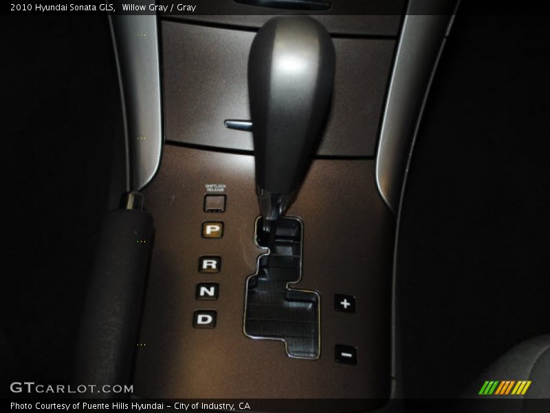 Willow Gray / Gray 2010 Hyundai Sonata GLS