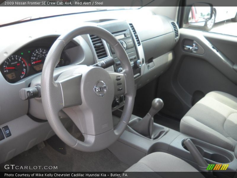 Dashboard of 2009 Frontier SE Crew Cab 4x4