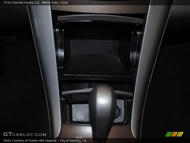 Willow Gray / Gray 2010 Hyundai Sonata GLS
