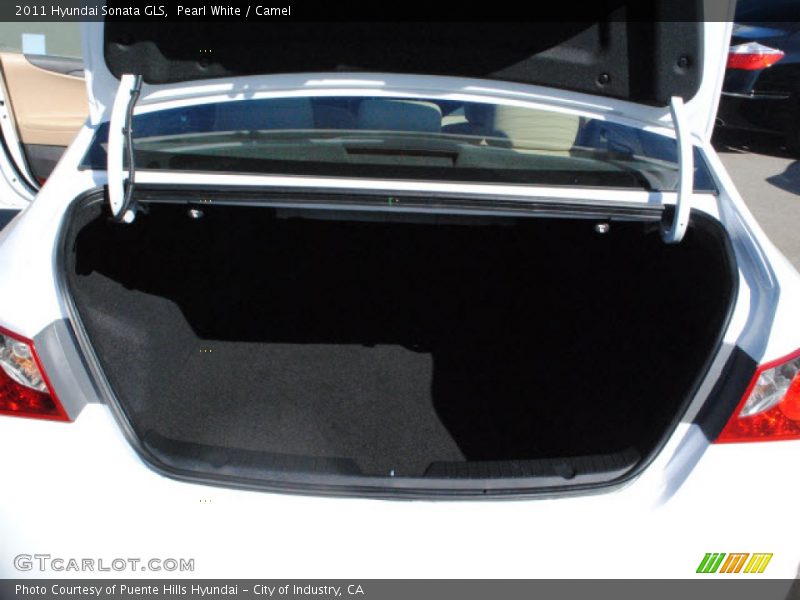 Pearl White / Camel 2011 Hyundai Sonata GLS