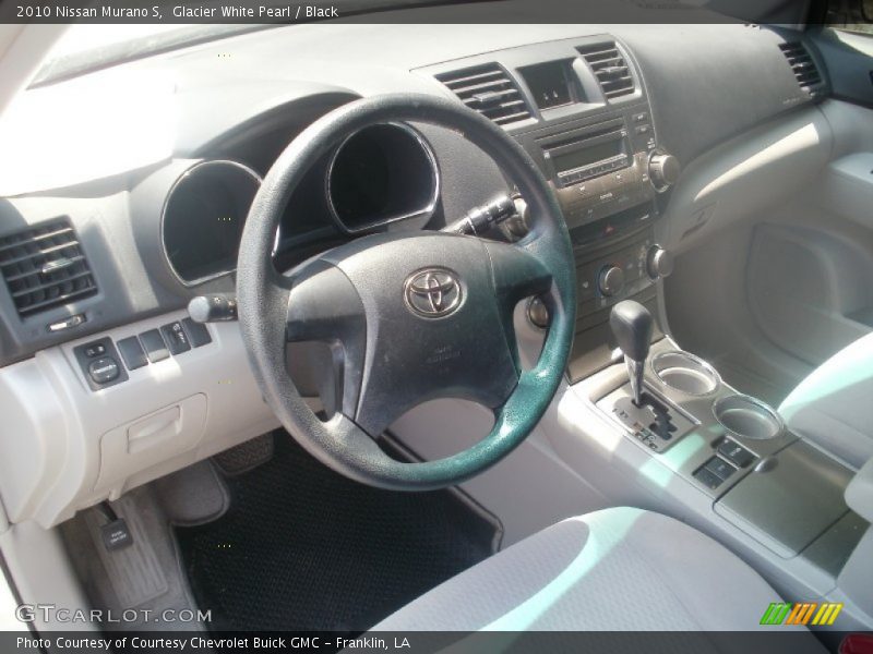 Glacier White Pearl / Black 2010 Nissan Murano S