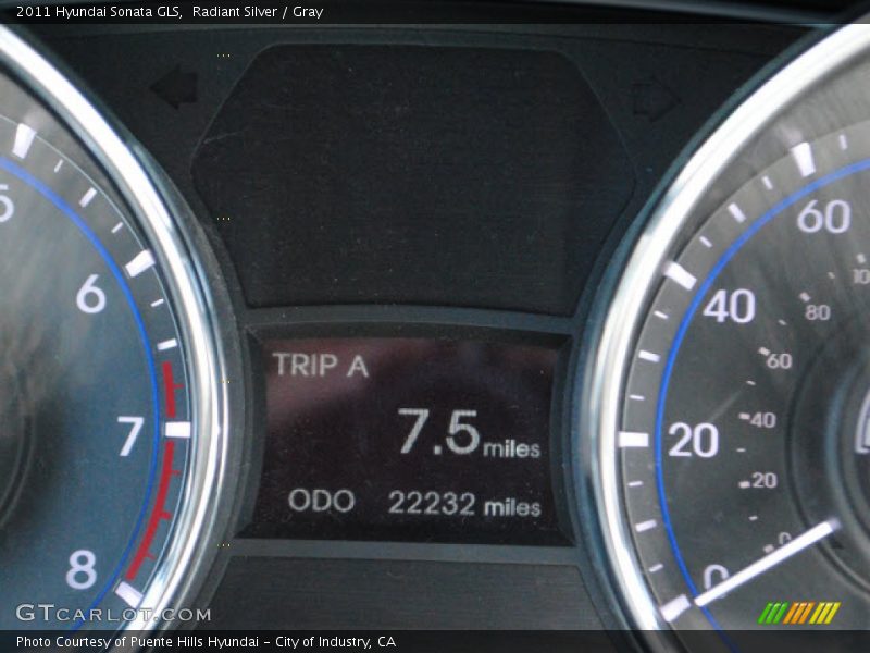 Radiant Silver / Gray 2011 Hyundai Sonata GLS