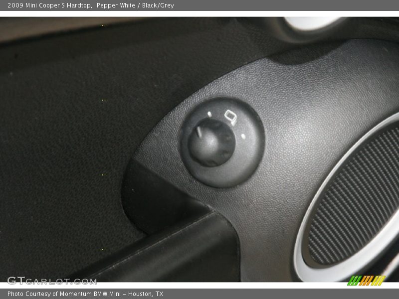 Pepper White / Black/Grey 2009 Mini Cooper S Hardtop