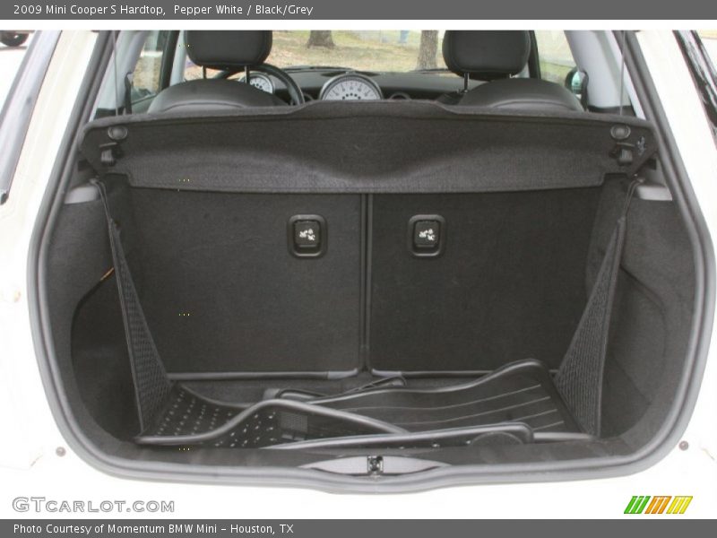 Pepper White / Black/Grey 2009 Mini Cooper S Hardtop