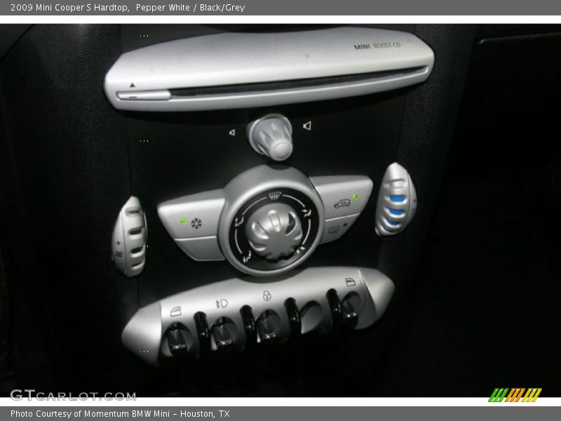 Pepper White / Black/Grey 2009 Mini Cooper S Hardtop
