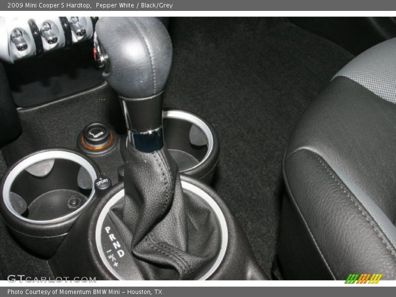 Pepper White / Black/Grey 2009 Mini Cooper S Hardtop