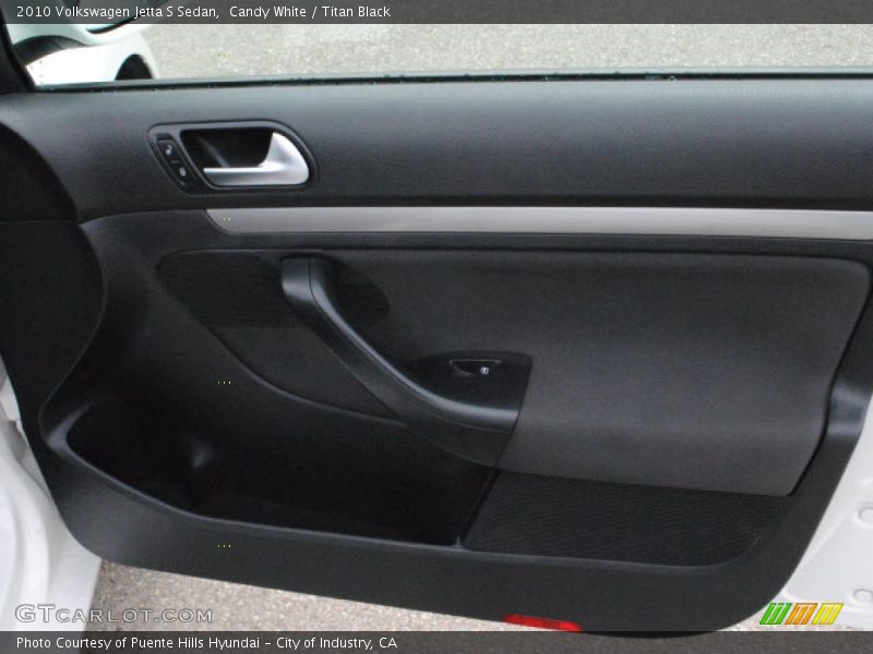 Candy White / Titan Black 2010 Volkswagen Jetta S Sedan