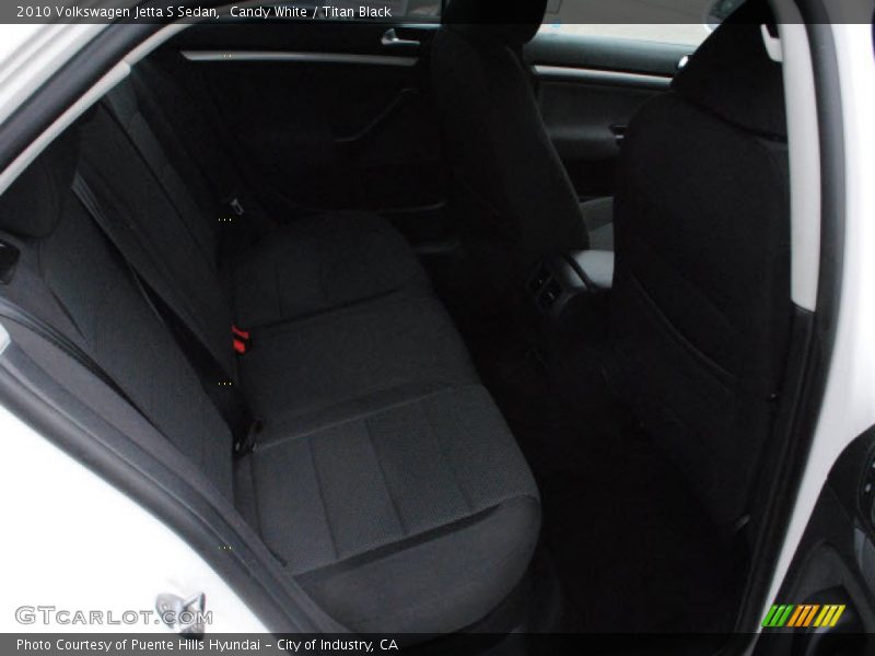 Candy White / Titan Black 2010 Volkswagen Jetta S Sedan