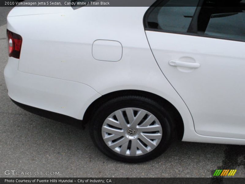 Candy White / Titan Black 2010 Volkswagen Jetta S Sedan