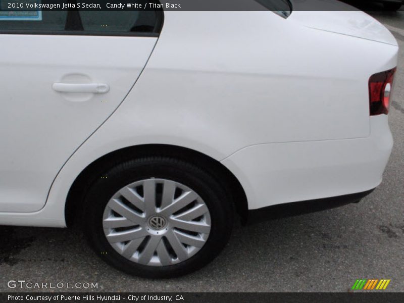 Candy White / Titan Black 2010 Volkswagen Jetta S Sedan