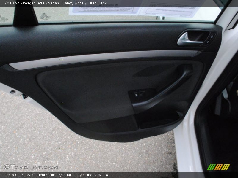 Candy White / Titan Black 2010 Volkswagen Jetta S Sedan
