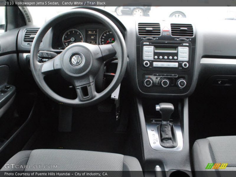 Candy White / Titan Black 2010 Volkswagen Jetta S Sedan
