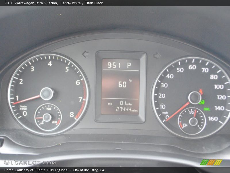 Candy White / Titan Black 2010 Volkswagen Jetta S Sedan