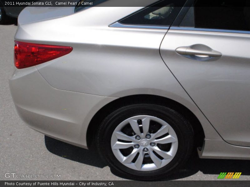Camel Pearl / Camel 2011 Hyundai Sonata GLS