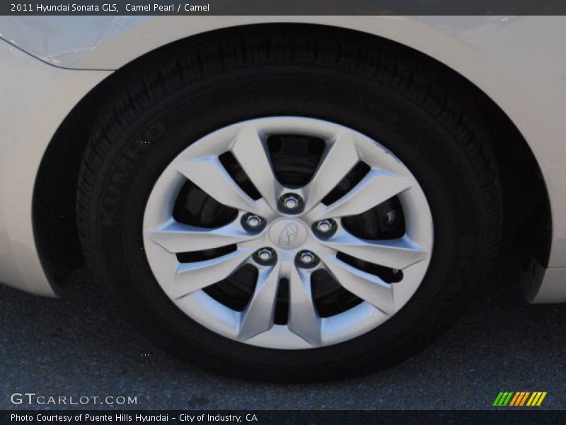 Camel Pearl / Camel 2011 Hyundai Sonata GLS