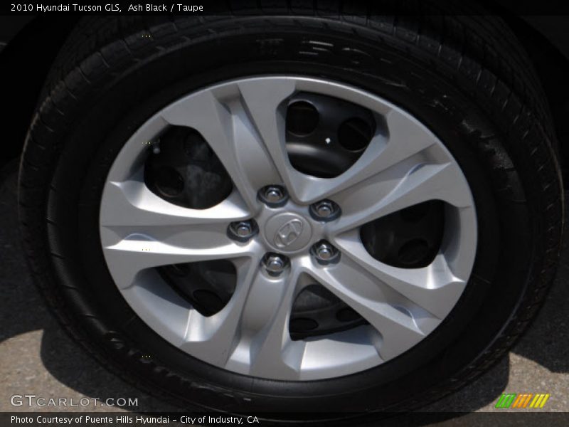 Ash Black / Taupe 2010 Hyundai Tucson GLS