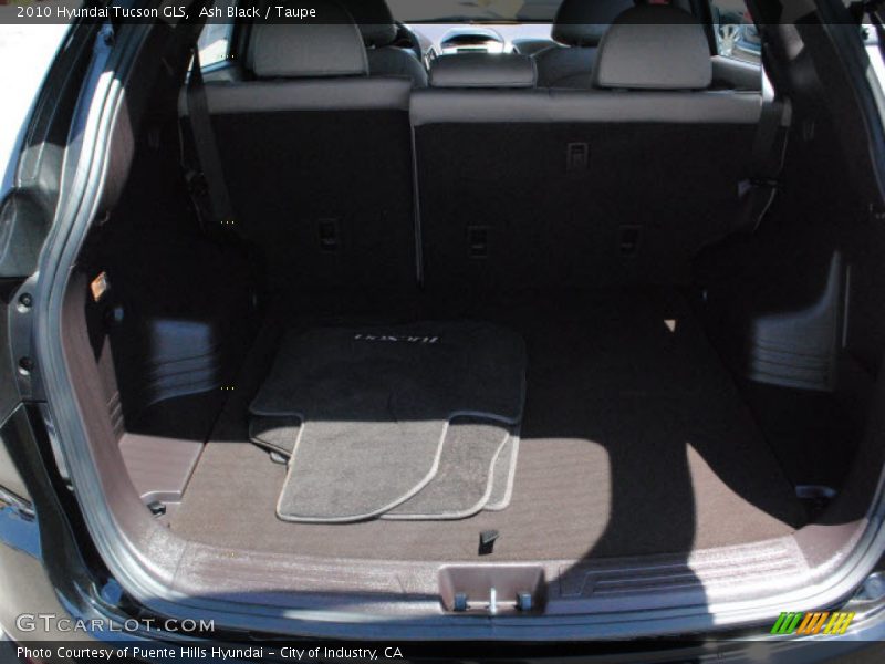 Ash Black / Taupe 2010 Hyundai Tucson GLS