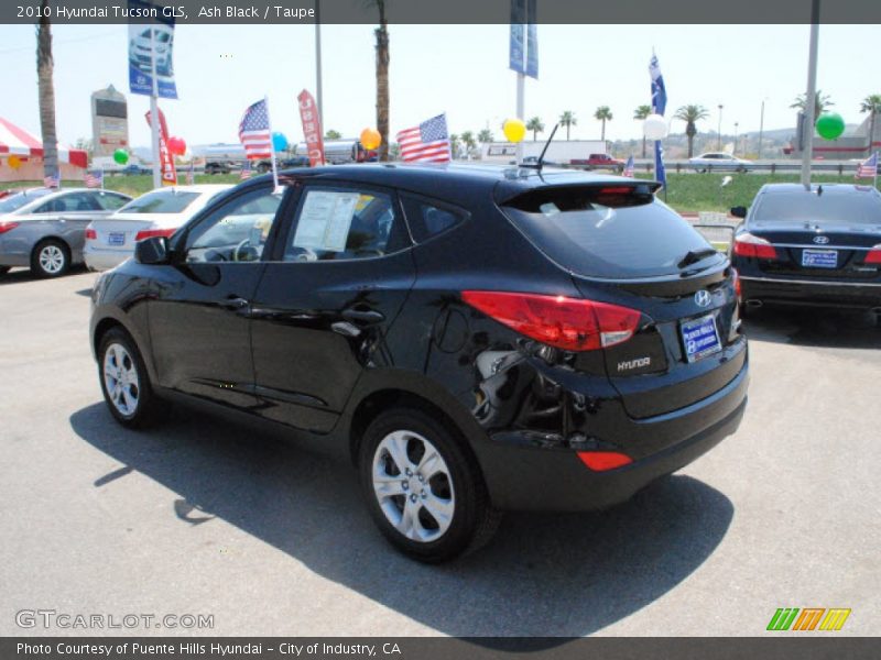 Ash Black / Taupe 2010 Hyundai Tucson GLS