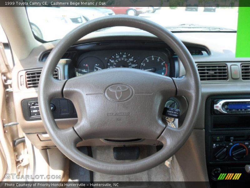 Cashmere Beige Metallic / Oak 1999 Toyota Camry CE