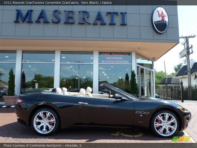Nero (Black) / Sabbia 2011 Maserati GranTurismo Convertible GranCabrio