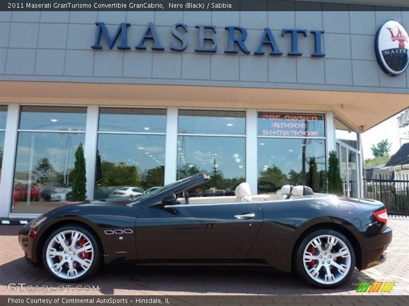 Nero (Black) / Sabbia 2011 Maserati GranTurismo Convertible GranCabrio