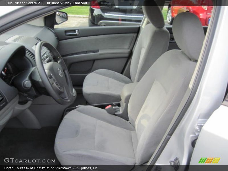 Brilliant Silver / Charcoal 2009 Nissan Sentra 2.0