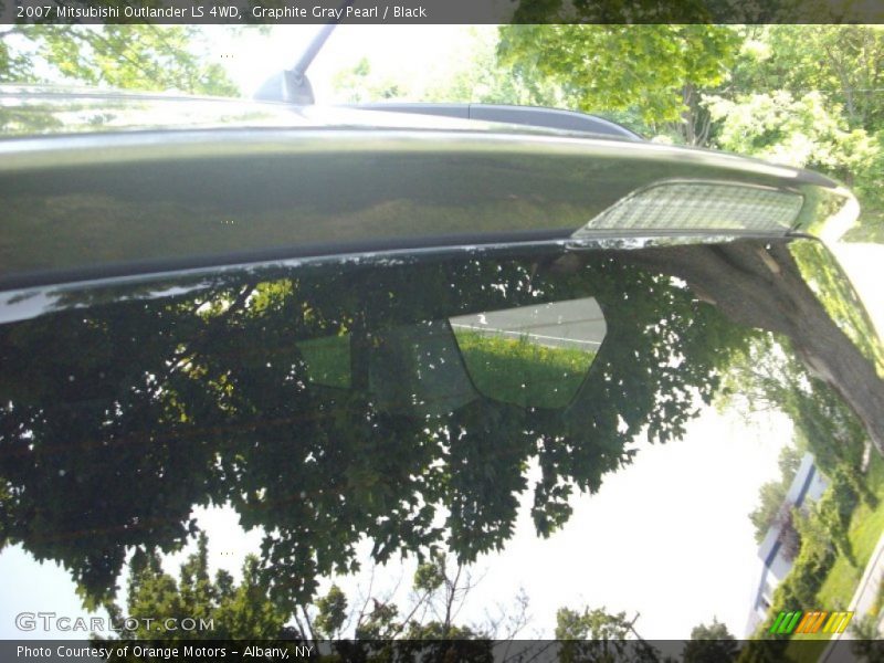 Graphite Gray Pearl / Black 2007 Mitsubishi Outlander LS 4WD