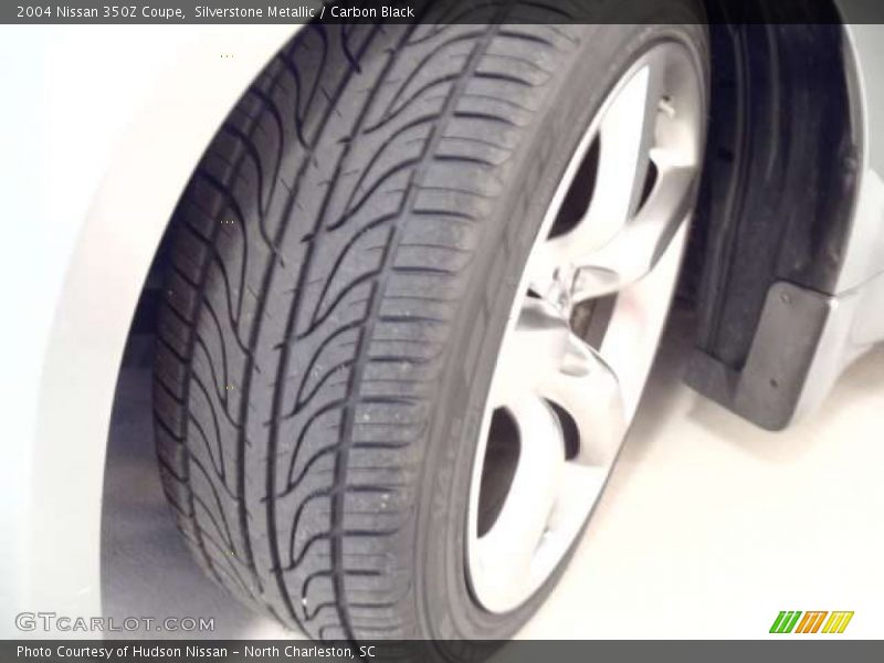 Silverstone Metallic / Carbon Black 2004 Nissan 350Z Coupe