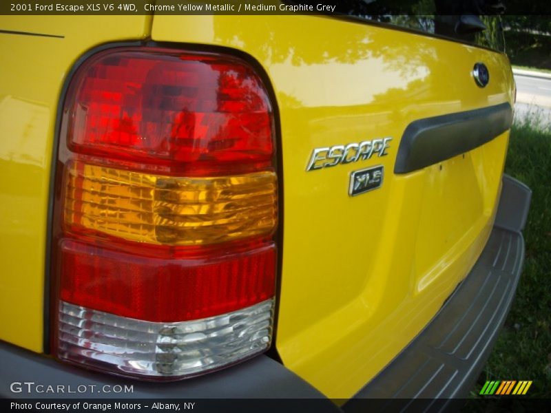 Chrome Yellow Metallic / Medium Graphite Grey 2001 Ford Escape XLS V6 4WD