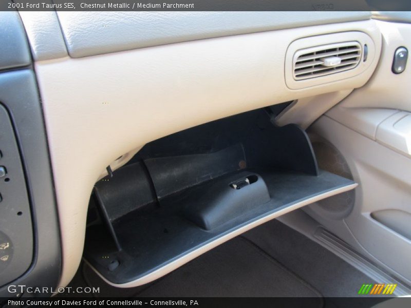 Chestnut Metallic / Medium Parchment 2001 Ford Taurus SES