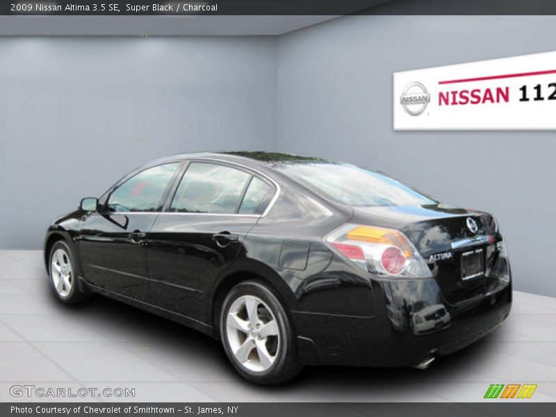 Super Black / Charcoal 2009 Nissan Altima 3.5 SE
