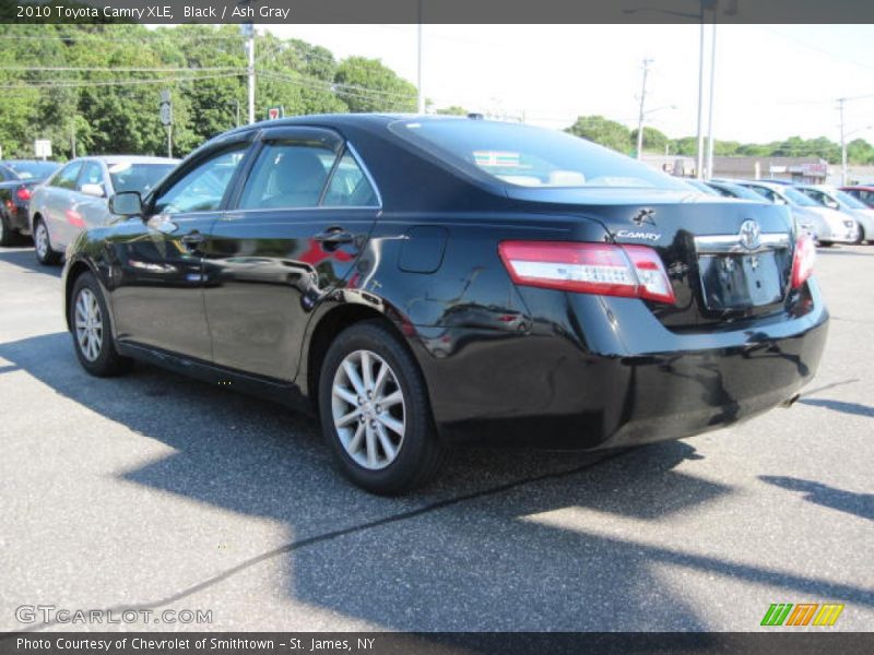 Black / Ash Gray 2010 Toyota Camry XLE