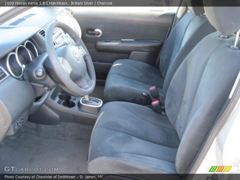 Brillant Silver / Charcoal 2009 Nissan Versa 1.8 S Hatchback