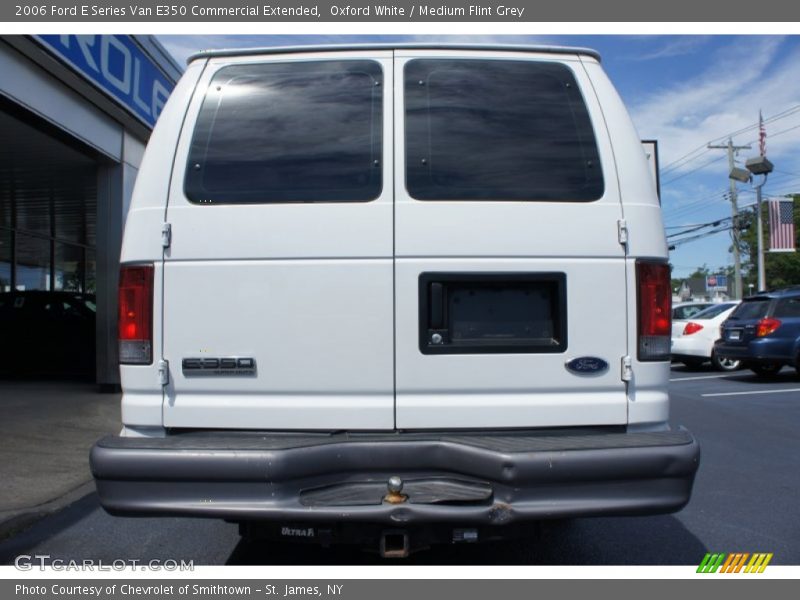 Oxford White / Medium Flint Grey 2006 Ford E Series Van E350 Commercial Extended