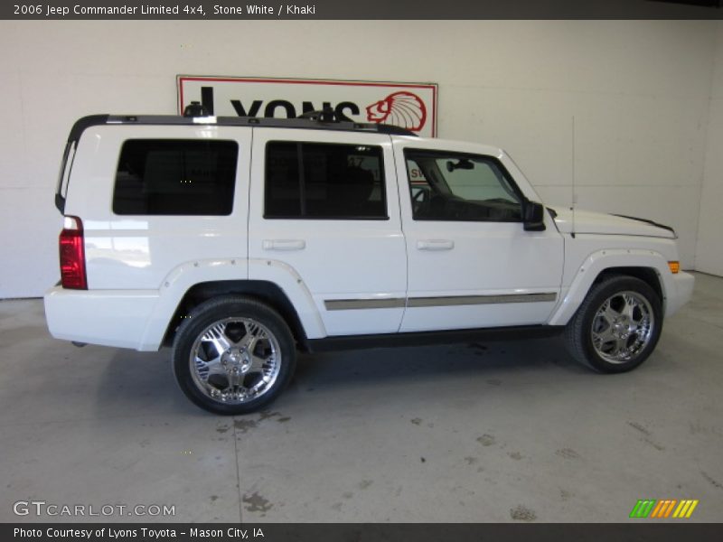 Stone White / Khaki 2006 Jeep Commander Limited 4x4