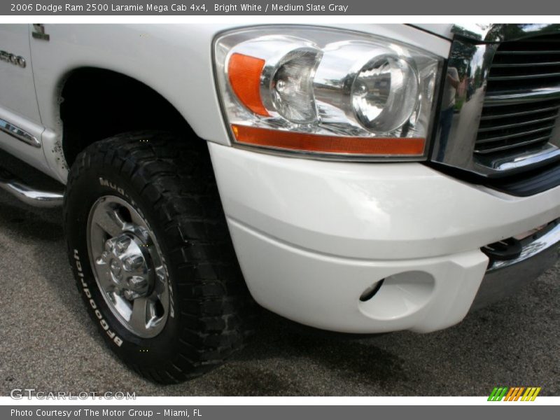 Bright White / Medium Slate Gray 2006 Dodge Ram 2500 Laramie Mega Cab 4x4