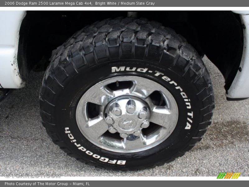 Bright White / Medium Slate Gray 2006 Dodge Ram 2500 Laramie Mega Cab 4x4