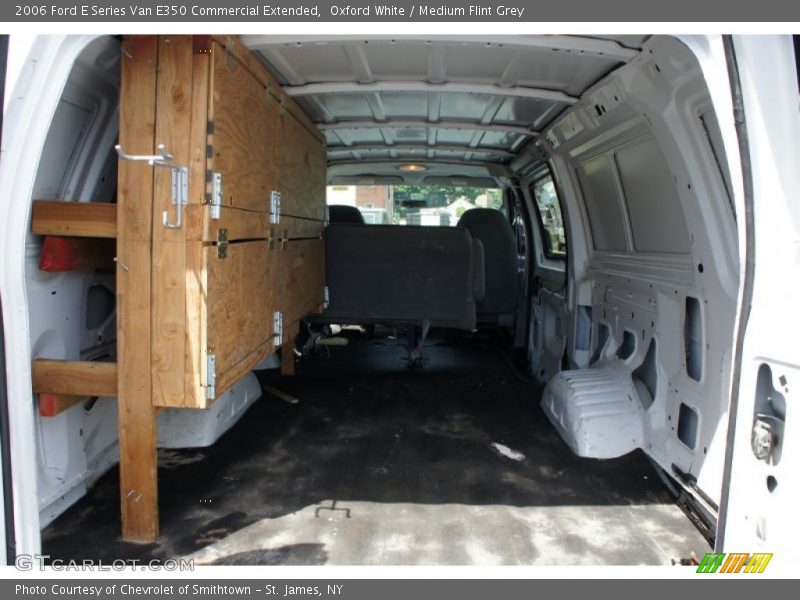 Oxford White / Medium Flint Grey 2006 Ford E Series Van E350 Commercial Extended