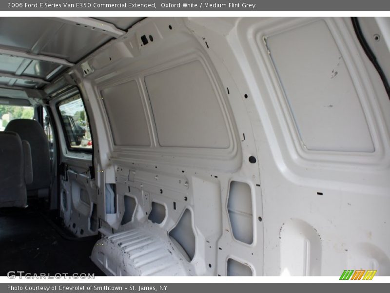 Oxford White / Medium Flint Grey 2006 Ford E Series Van E350 Commercial Extended