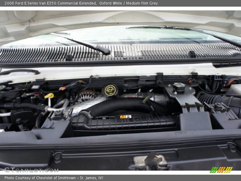 Oxford White / Medium Flint Grey 2006 Ford E Series Van E350 Commercial Extended