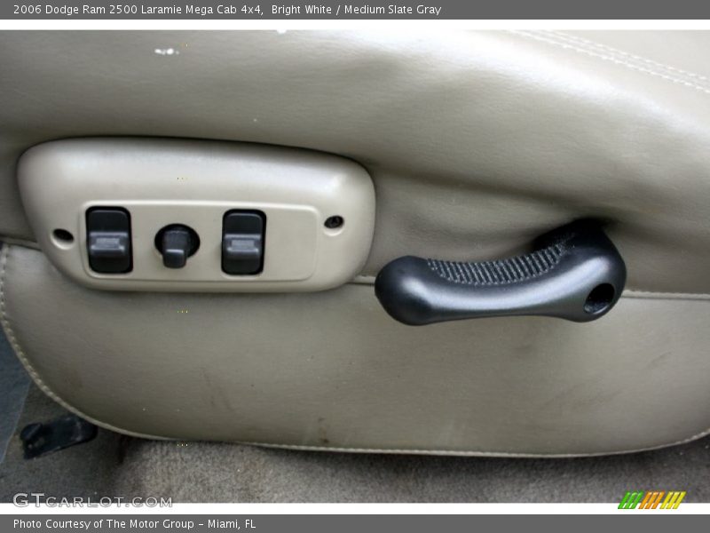 Bright White / Medium Slate Gray 2006 Dodge Ram 2500 Laramie Mega Cab 4x4