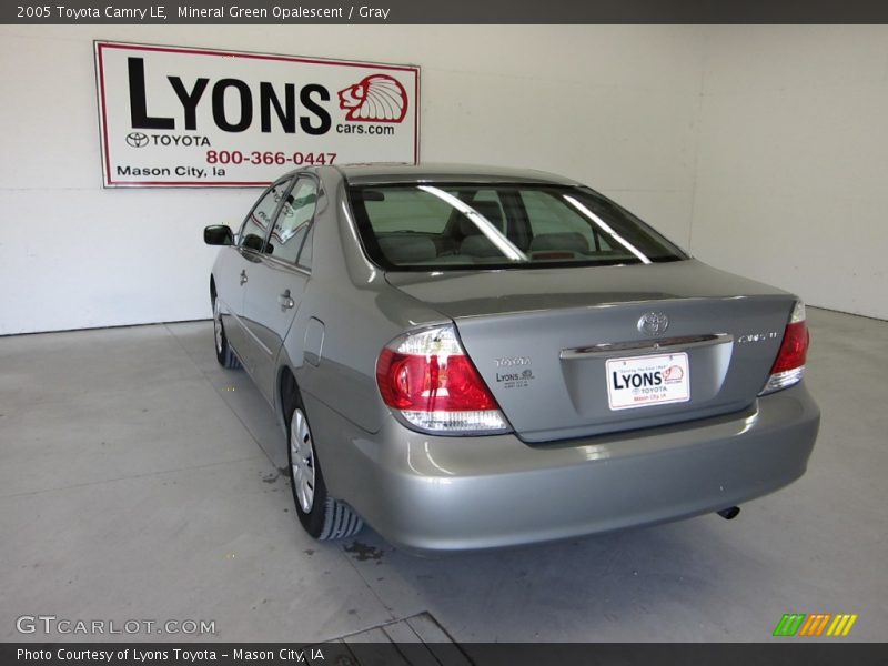 Mineral Green Opalescent / Gray 2005 Toyota Camry LE